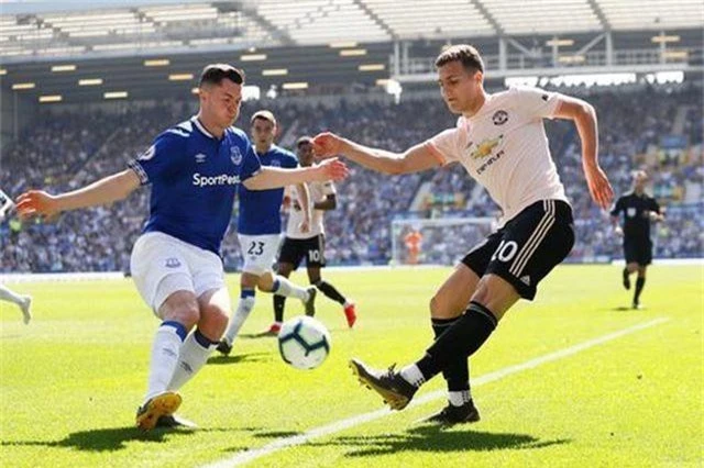 Những khoảnh khắc tan nát của Man Utd trước sức mạnh của Everton - 12