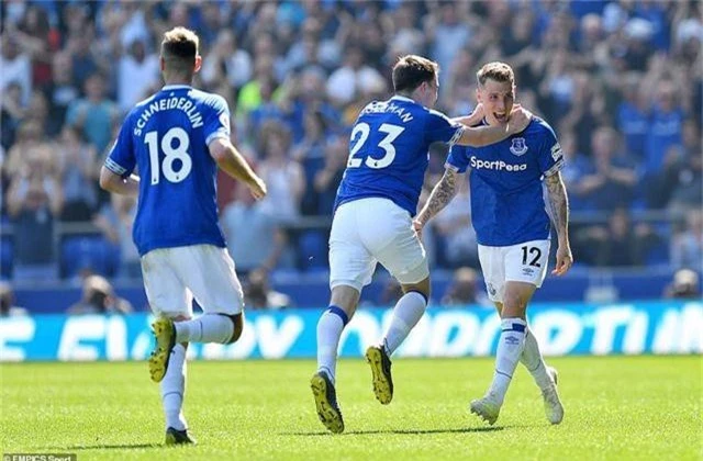 Những khoảnh khắc tan nát của Man Utd trước sức mạnh của Everton - 16