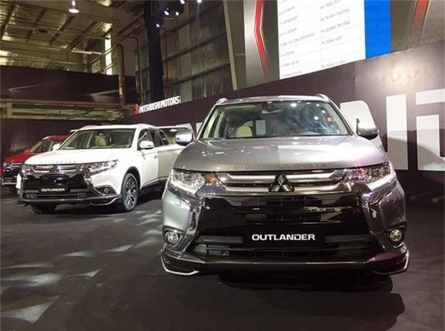 Mitsubishi Outlander lắp ráp trong nước 