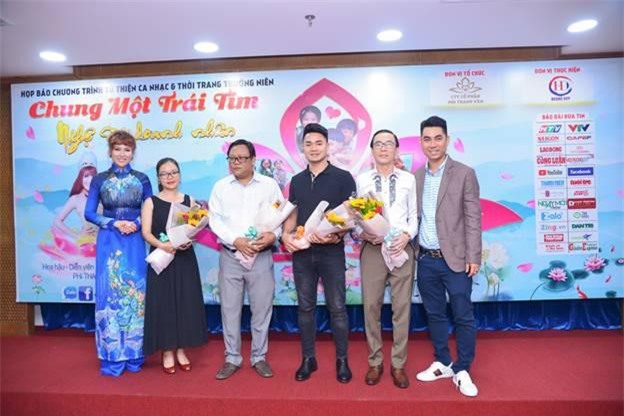 Chung tay góp sức vì những hoàn cảnh khó khăn cùng chương trình "Chung một trái tim"