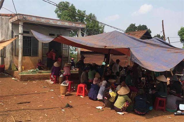 Gia Lai: Đi tắm cùng bạn, nam sinh trượt chân xuống hồ tử vong