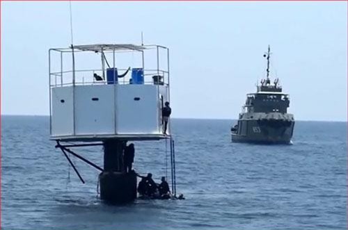 CLIP: Hải quân Thái Lan tịch thu nhà nổi của công dân Mỹ