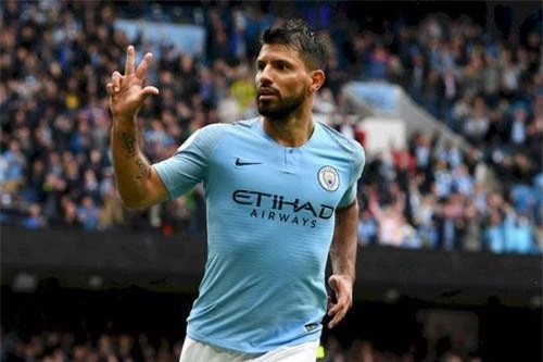 Tiền đạo: Sergio Aguero (Man City).