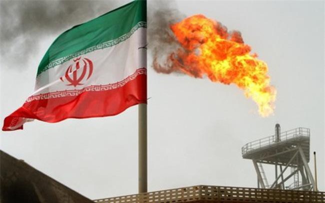 Mỹ ngừng miễn trừ trong lệnh cấm vận dầu Iran