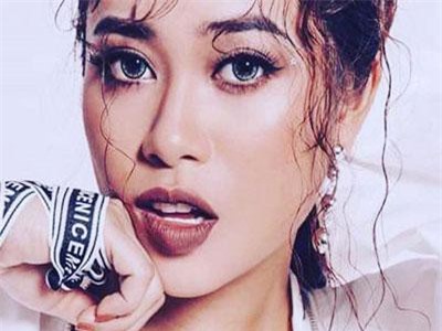 Hoàng Hồng Ngọc gây chú ý với giải thưởng mới