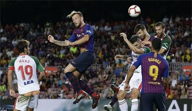 Barcelona lên ngôi vô địch ở vòng 34 La Liga? - 3