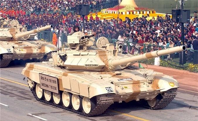 Hiem hoi: Quan doi Singapore duoc tap tran voi sieu tang T-90S-Hinh-4