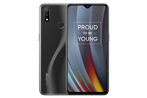 Sức mạnh phần cứng của Realme 3 Pro đến từ chip Qualcomm Snapdragon 710 lõi 8 với xung nhịp tối đa 2,2 GHz, GPU Adreno 616. RAM 4 GB/ROM 64 GB, RAM 6 GB/ROM 128 GB, có khay cắm thẻ microSD chuyên dụng với dung lượng tối đa 256 GB. Hệ điều hành Android 9.0 Pie, được tùy biến trên giao diện ColorOS 6.0.