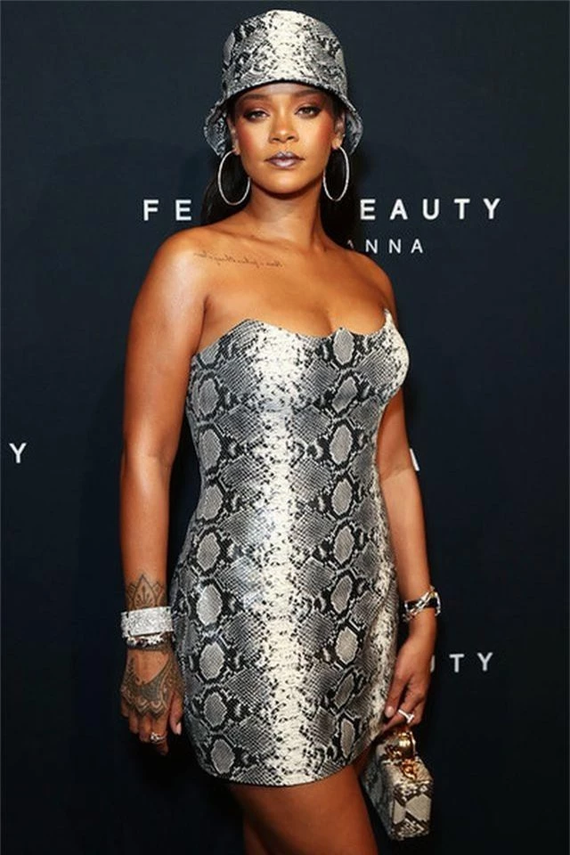 Rihanna quyến rũ trên tạp chí Vogue - 8