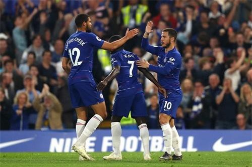 Chelsea 2-2 Burnley: Lỡ cơ hội vàng
