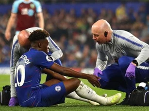 Rơi 2 điểm trước Burnley, Chelsea còn tổn thất cực nặng