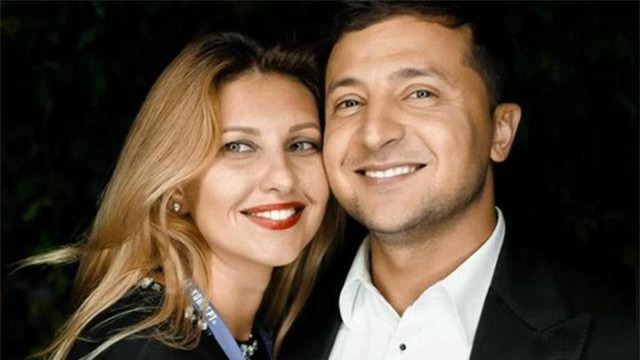 CLIP: Tân Tổng thống Ukraine cùng vợ ăn mừng chiến thắng bầu cử