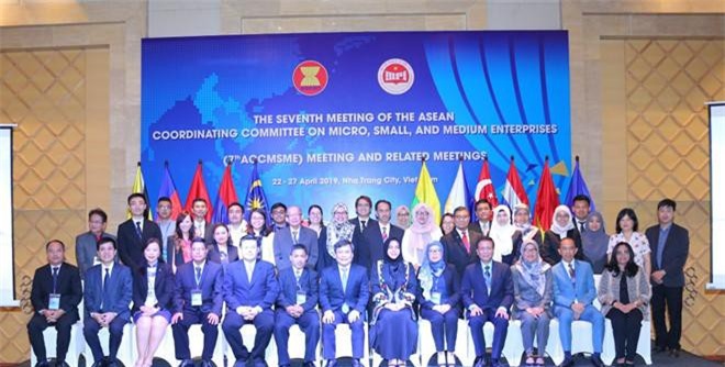 Hỗ trợ DNNVV ASEAN trong thời đại Cách mạng công nghiệp 4.0