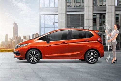 Chi tiết xe hatchback giá rẻ của Honda tại Việt Nam