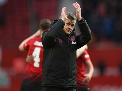 HLV Solskjaer: M.U chưa thể cạnh tranh với City, Liverpool