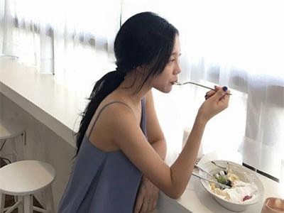 Sau 30 tuổi, bạn nên tuân thủ những nguyên tắc ăn uống này để giữ mãi nét thanh xuân