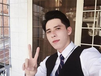 Bác sĩ tương lai điển trai lớn lên ở Đà Lạt có góc mặt như tây