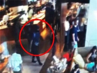 Ti&#x1EBF;p t&#x1EE5;c r&#xF2; r&#x1EC9; h&#xEC;nh &#x1EA3;nh k&#x1EBB; &#x111;&#xE1;nh bom khi&#x1EBF;n 320 ng&#x1B0;&#x1EDD;i ch&#x1EBF;t t&#x1EA1;i Sri Lanka