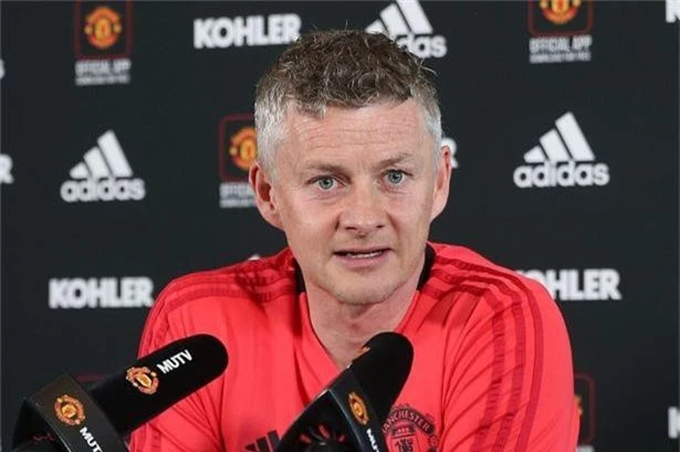 Thống kê của MU khiến Solskjaer bẽ mặt vì lời cáo buộc Man City đá xấu trước trận derby