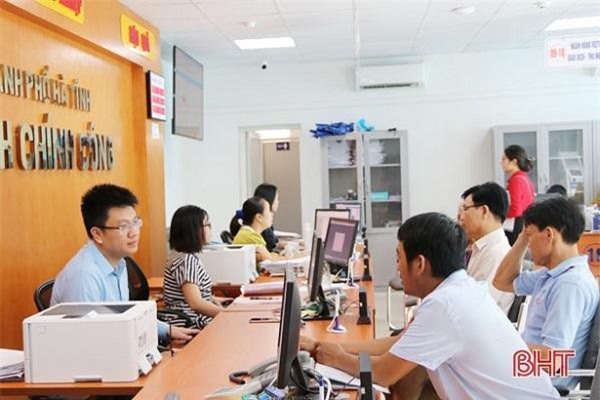 Thủ tướng: Không được yêu cầu doanh nghiệp bổ sung hồ sơ quá 1 lần 