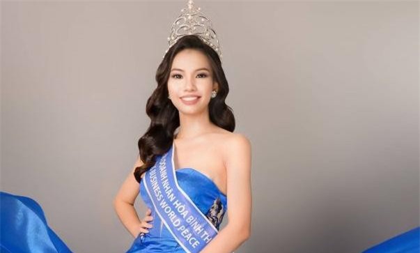 Hoa hậu Huỳnh Trâm tung bộ ảnh đầy ấn tượng trước đêm tiệc Thanks Party