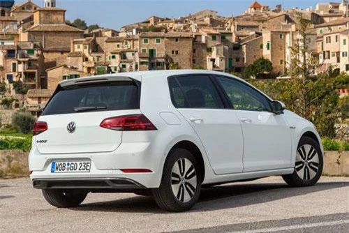 10. Volkswagen e-Golf 2019.