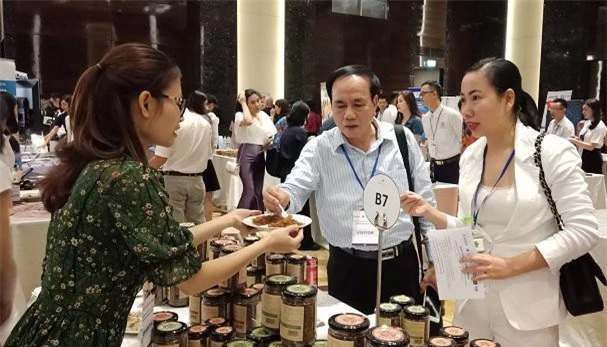 Hơn 60 doanh nghiệp tham gia trưng bày sản phẩm và dịch vụ tại Ngày hội Nhà cung cấp 2019 tại Hà Nội. 