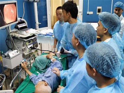 Ung thư đại trực tràng ngày càng trẻ hóa, thiếu nhi đã mắc bệnh