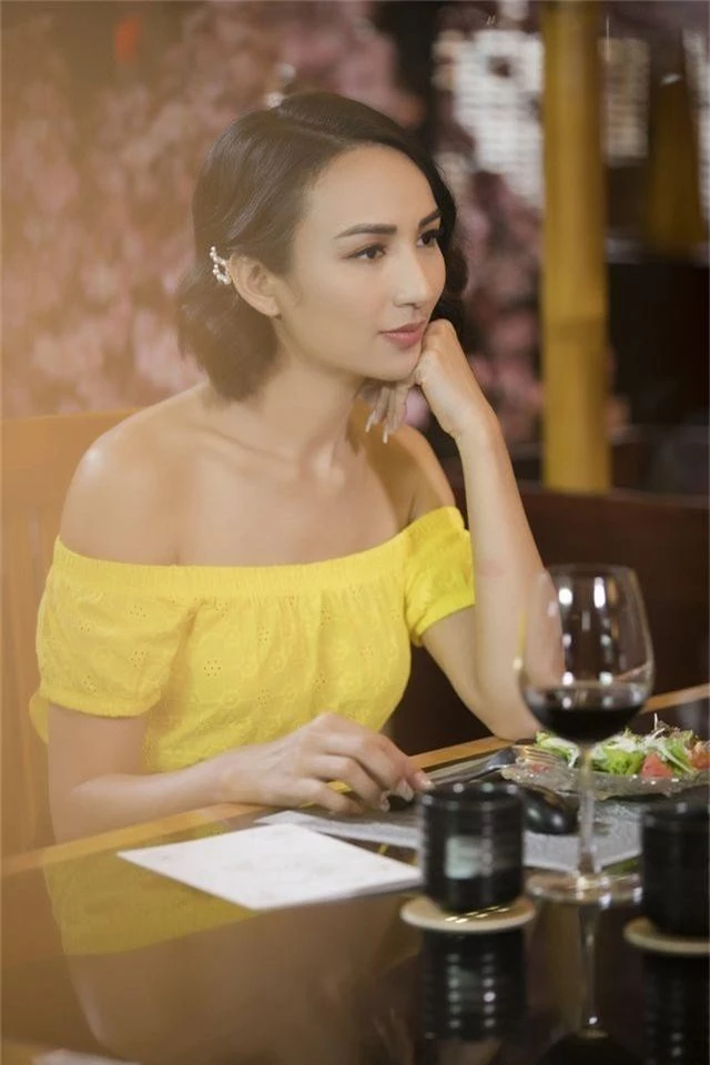 Hoa hậu Việt hiếm hoi chê cằm V-line nhọn hoắt kém tự nhiên - 2
