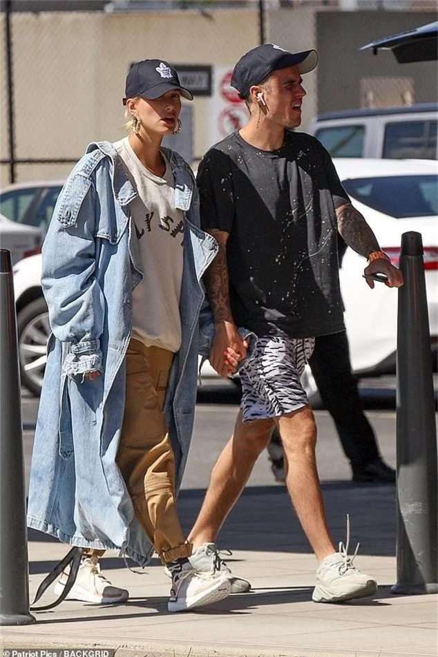 Justin Bieber và Hailey xứng đáng là cặp vợ chồng 9x hạnh phúc nhất nhì Hollywood, nhìn loạt ảnh này là rõ! - Ảnh 1.