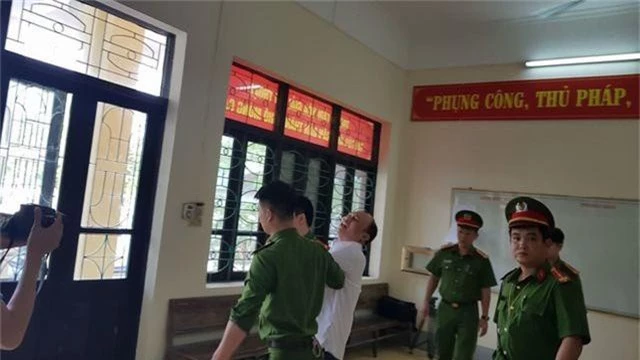 Vụ cướp đò trên sông Ka Long: Bị cáo Giáp lại bị tuyên phạt 7 năm tù - 4