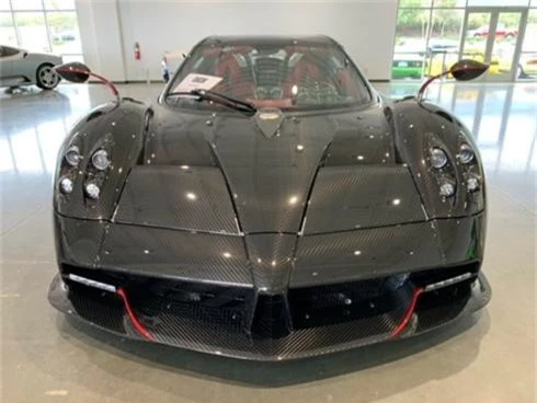 pagani huayra roadster doc dao duoc rao ban 3,65 trieu usd hinh 2