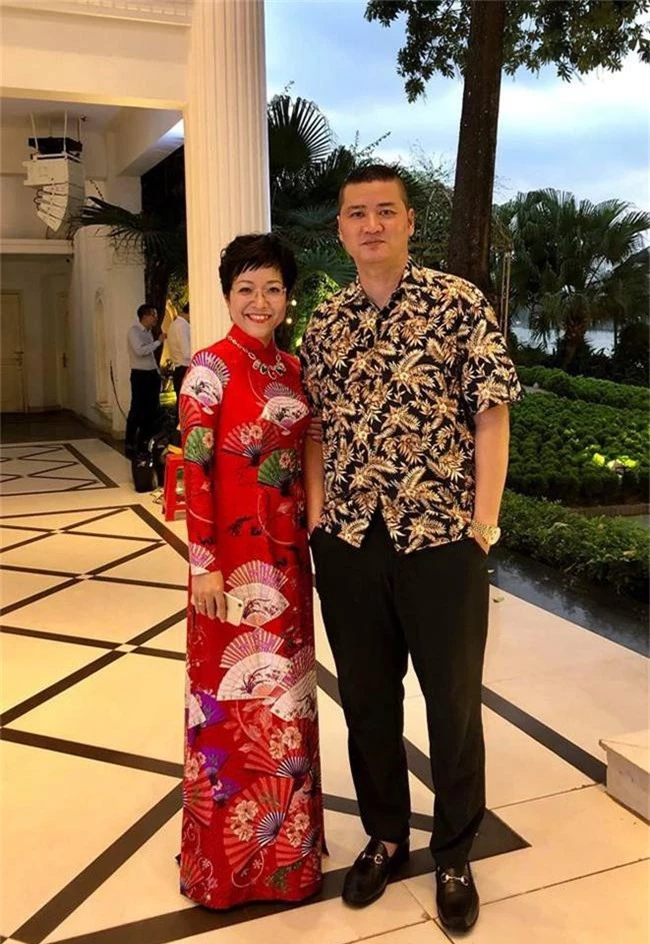 Kết hôn ở tuổi 46, NSND Trung Hiếu một lần chơi lớn, biến đám cưới lần 3 tại Hà Nội thành Đại hội Hội Nghệ sĩ sân khấu Việt Nam - Ảnh 27.