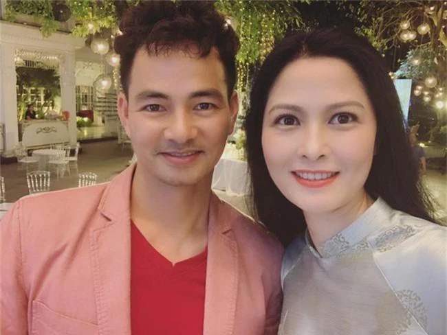 Kết hôn ở tuổi 46, NSND Trung Hiếu một lần chơi lớn, biến đám cưới lần 3 tại Hà Nội thành Đại hội Hội Nghệ sĩ sân khấu Việt Nam - Ảnh 30.