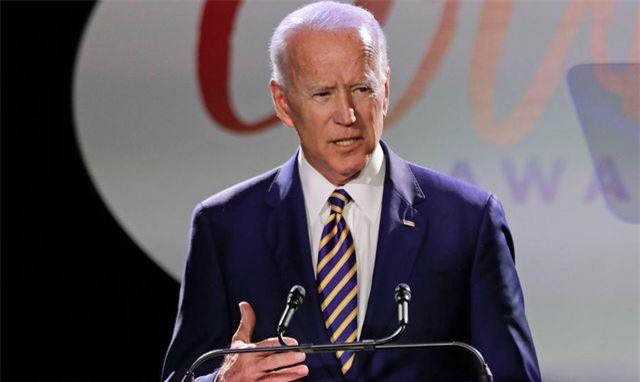 Cựu "phó tướng" của Obama tuyên bố tranh cử tổng thống Mỹ, thách thức ông Trump