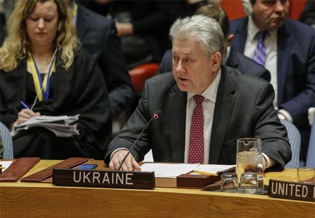 Nga - Ukraine “khẩu chiến” về sắc lệnh hộ chiếu của Tổng thống Putin