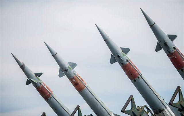 Ông Trump muốn ký thỏa thuận hạt nhân lớn với Nga và Trung Quốc