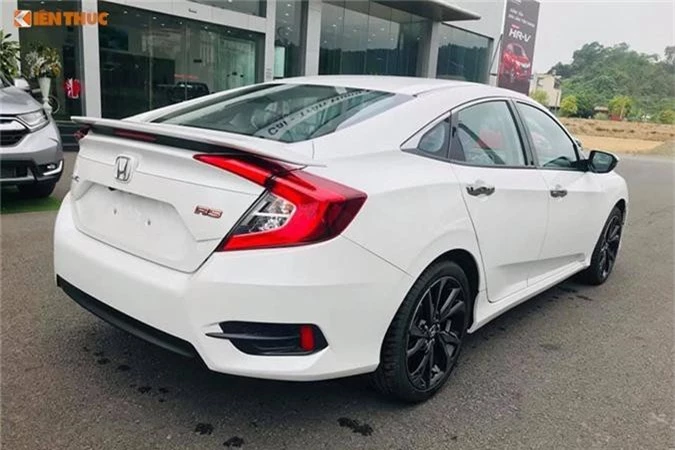 Soi Honda Civic RS 2019 gia tu 929 trieu tai Viet Nam-Hinh-9