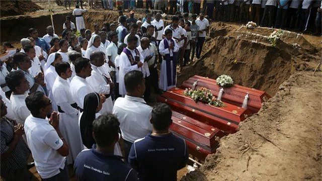 Sri Lanka nói số người chết trong đánh bom giảm xuống 253 vì thống kê nhầm - 1