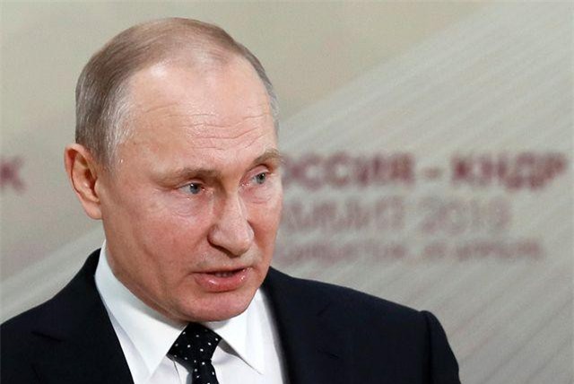 Ông Putin đáp trả chỉ trích về sắc lệnh gây tranh cãi sau bầu cử Ukraine