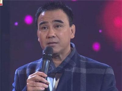 CHUYỆN SHOWBIZ (27/4): Quyền Linh bật khóc khi kể quá khứ, Taylor Swift phá kỉ lục của BTS với MV mới