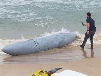 Máy bay Israel rơi mất thùng dầu khi làm nhiệm vụ