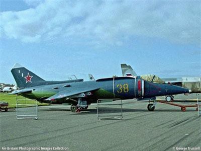 Nhìn lại vụ tiêm kích hạm Liên Xô rơi ngoài khơi Việt Nam