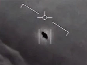 Hải quân Mỹ thừa nhận “nhiều lần” nhìn thấy UFO tại các căn cứ quân sự tối mật