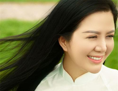 Ca sĩ Đinh Hiền Anh ra mắt dự án âm nhạc Mẹ Việt Nam