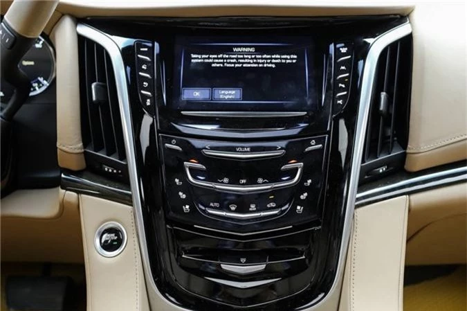 'Khung long' Cadillac Escalade ESV 2019 gia hon 10 ty dong tai Viet Nam hinh anh 7