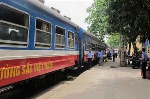 Đường sắt Hà Nội tăng chuyến phục vụ dịp lễ