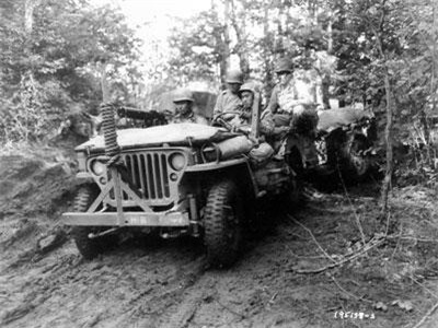 Tại sao lính Mỹ lại "phát cuồng" vì xe Jeep trong CTTG 2?