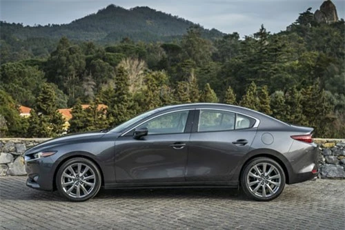 6. Mazda 3 2019.