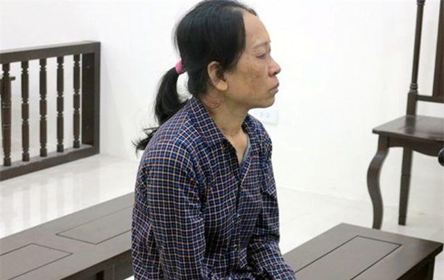 Nỗi ân hận của bà mẹ đơn thân sát hại con trai lúc đang ngủ